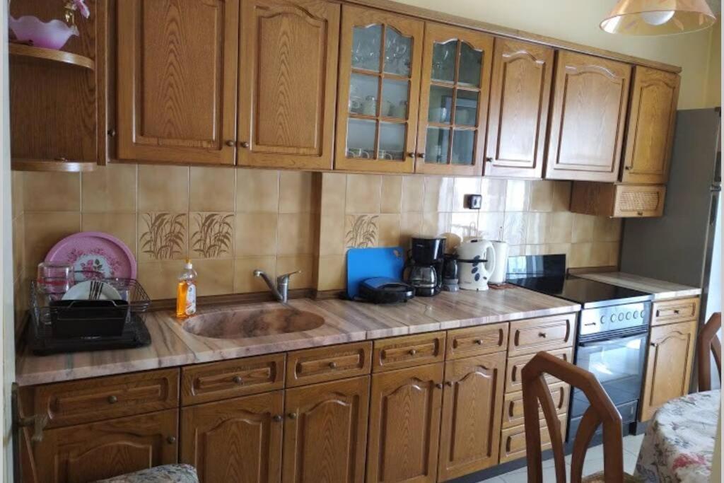Debby'S Central Apartment Kavála Exterior photo